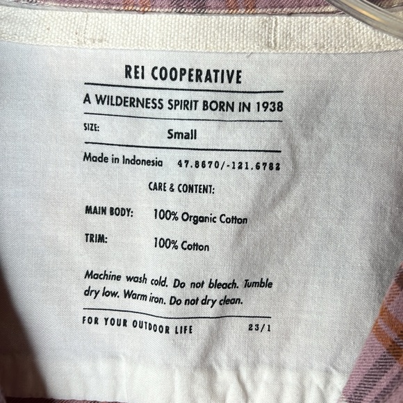 REI Co-Op Long Sleeve Shirt Size Sm Flannel Purple/Lavender Plaid Organic Cotton - Picture 6 of 8